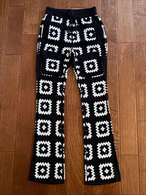 Black & White Geometric Knit Jeans